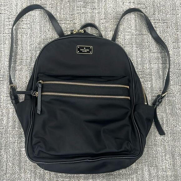 Kate Spade Medium BackPack 🎒 - Picture 1 of 10